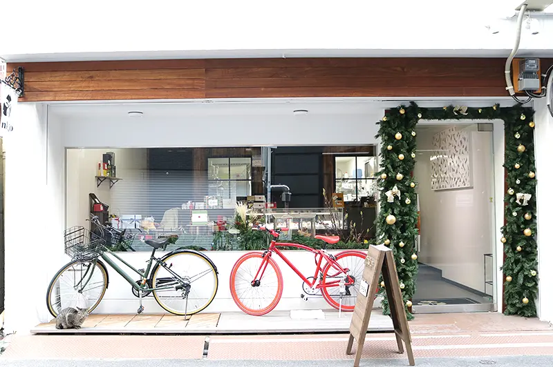 愛らしくて奥深い！新町のケーキ店『パティスリー・ジャンゴ』で大人