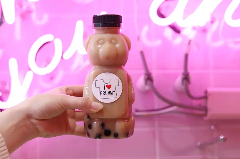 道頓堀のほとりに出現したピンクの世界！四方八方フォトジェな『Frummy