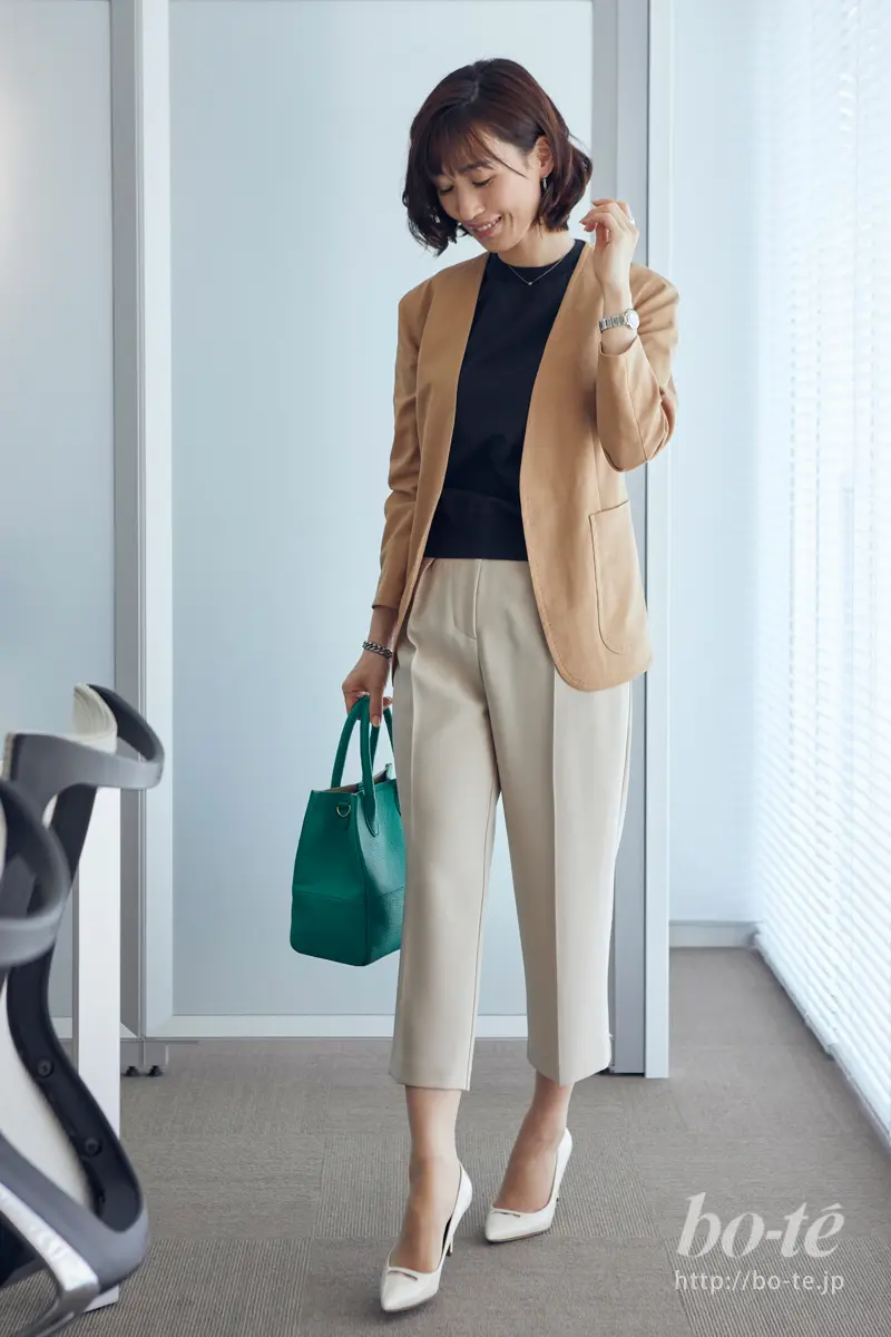 コーデを品よく軽やかに】HERMES クロップドパンツ