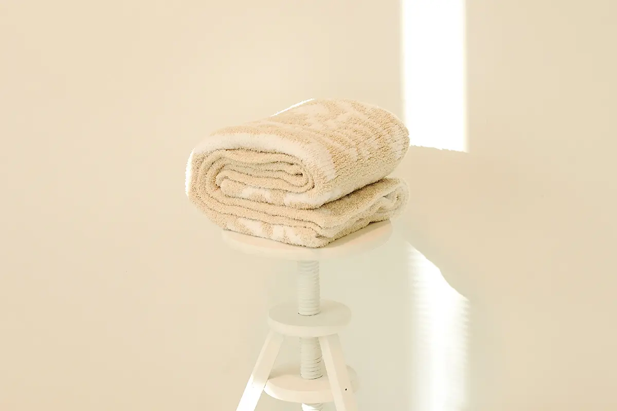 冬の定番「カシウエア」のブランケットはこの時期絶対恋しくなる