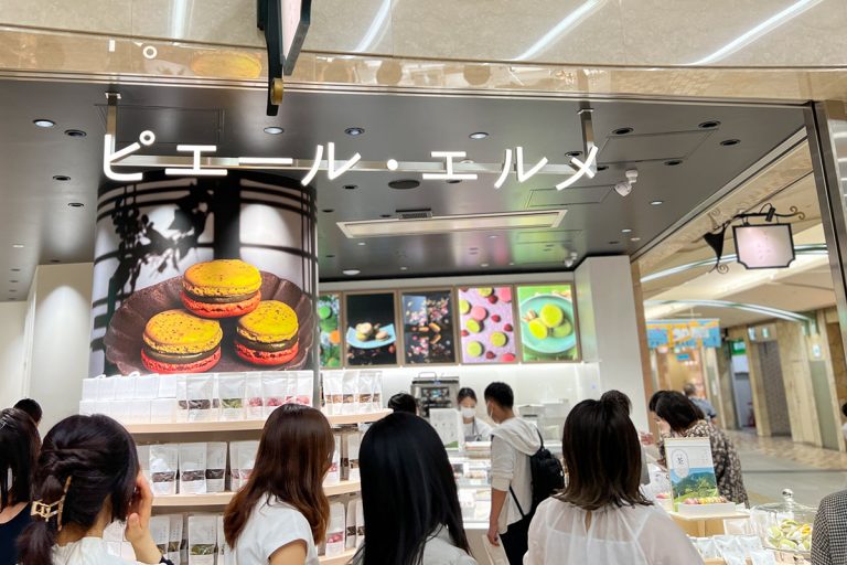 関西初「メイドイン ピエール・エルメ」が梅田に誕生！限定マカロンに注目 | PrettyOnline