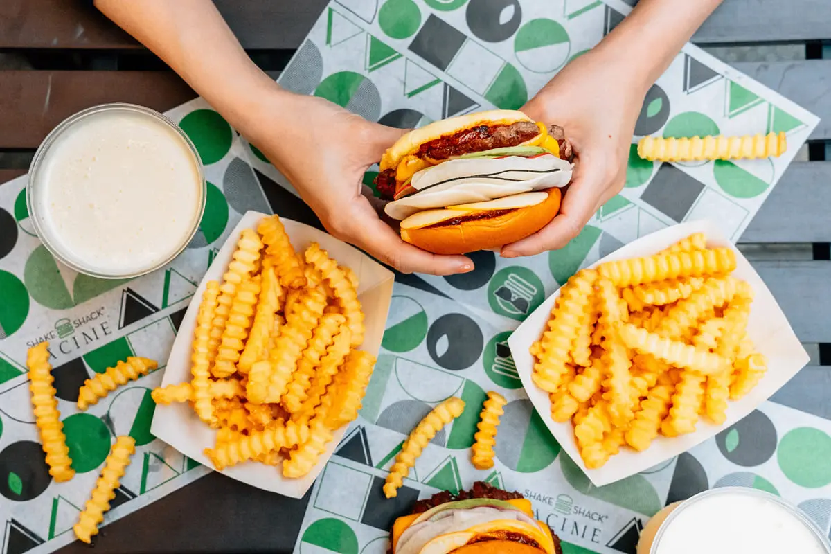 梅田】1日限定発売！シェイクシャックに「シェフコラボメニュー」登場