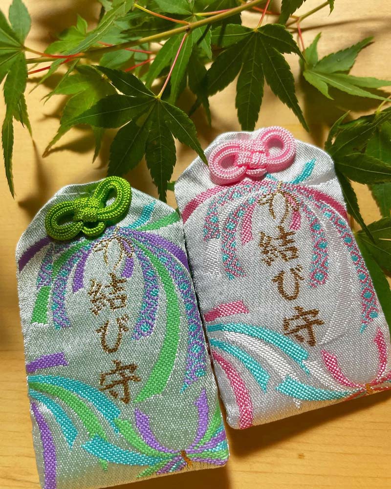 飛鳥坐神社の結び守