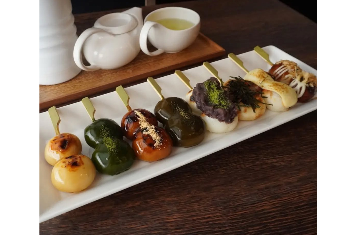 マルフジカフェのまるふじだんご