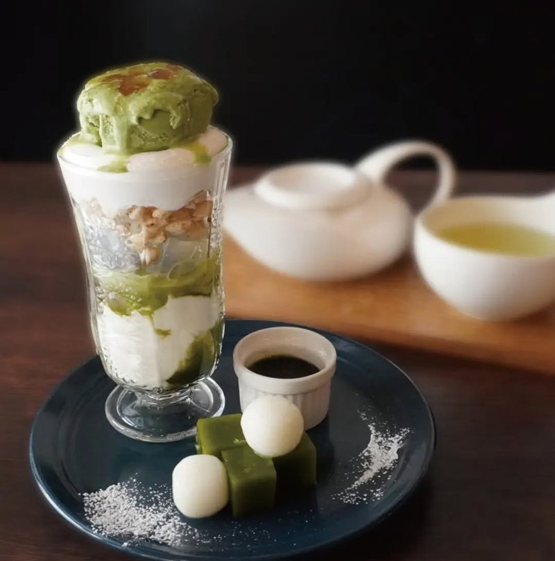 マルフジカフェのブリュレパフェ