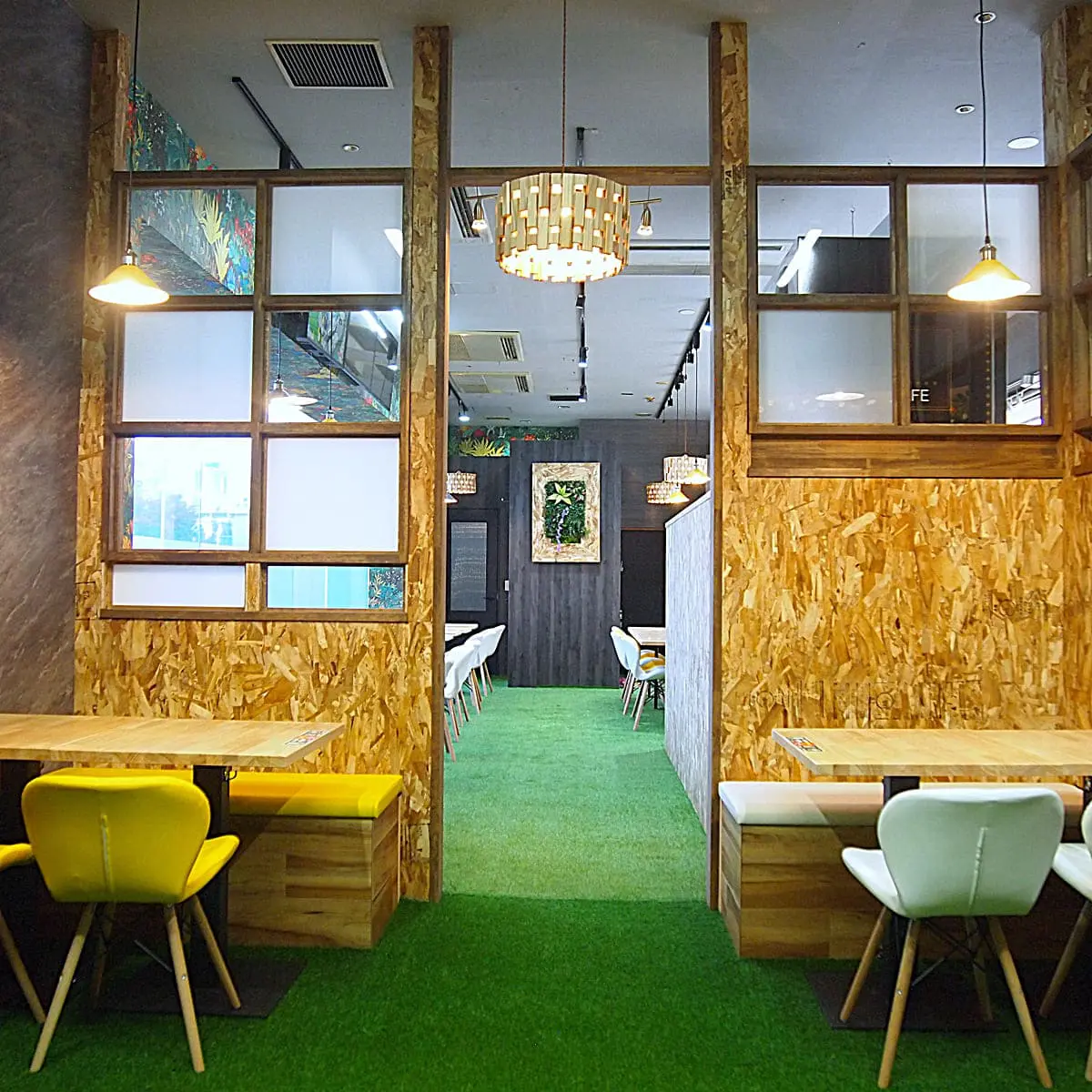 谷町九丁目にオープン！Wi-Fi・電源完備＆24時間営業のセルフカフェ