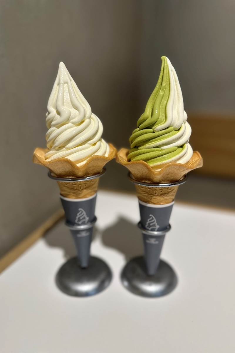 シルクレーム阪急三番街の通年販売ソフトクリーム