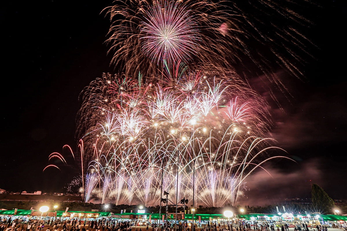 3000発の花火が夜空を彩る！和歌山・橋本で「SUMMERBALL」開催