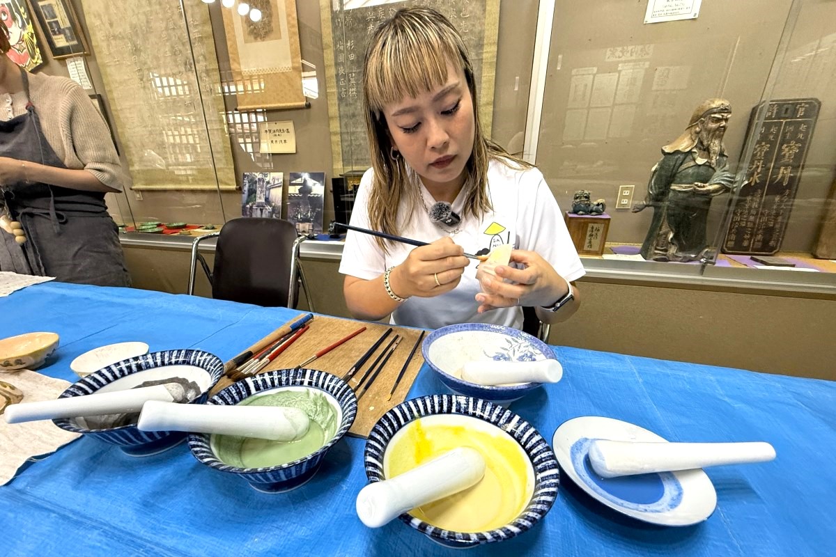 源内焼絵付け体験
