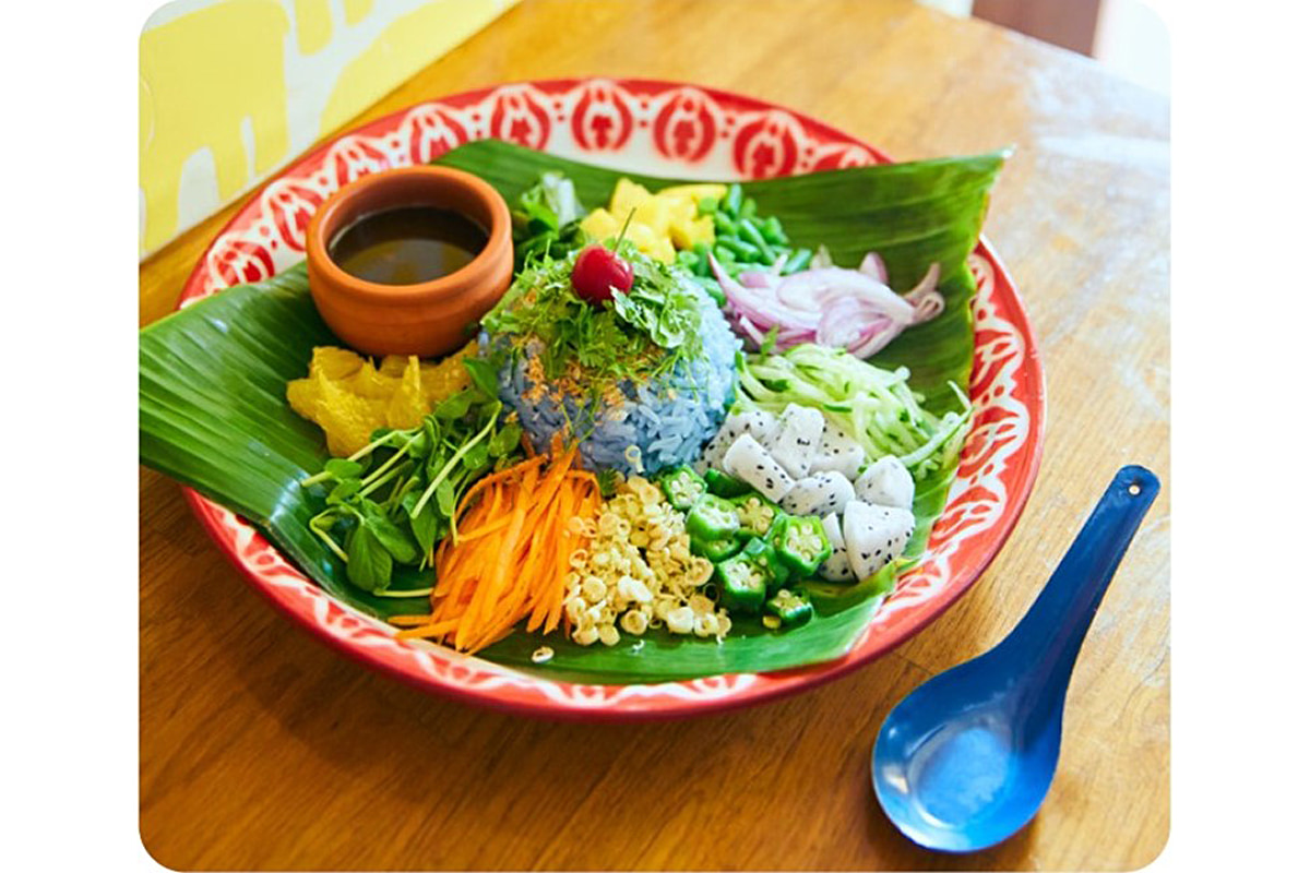 アジアンキッチンカフェ百福のカオヤム