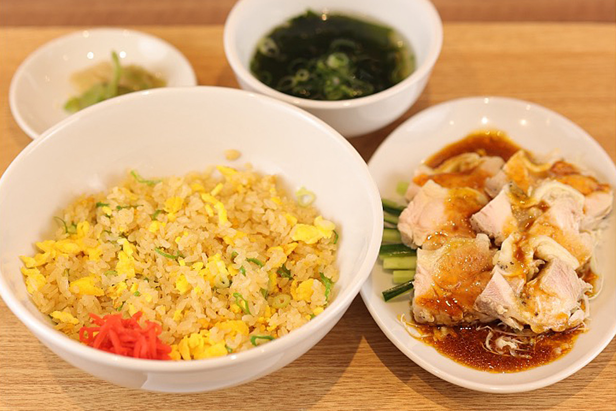 梅田にチャーハン専門店「大阪炒飯倶楽部」誕生！10種の本格炒飯が登場