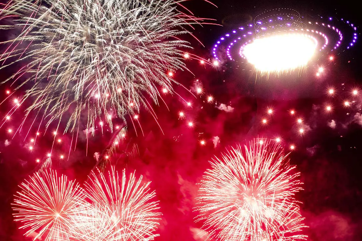 秋の花火大会に注目！万博記念公園で「万博夜空がアートになる日」開催