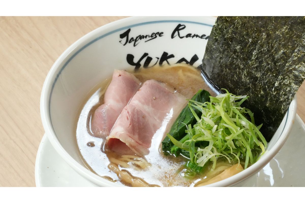 麺屋優光清水店の貝出汁豚骨らーめん