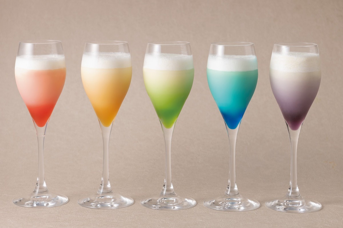 宝塚歌劇団の組色をイメージしたノンアルコールドリンク