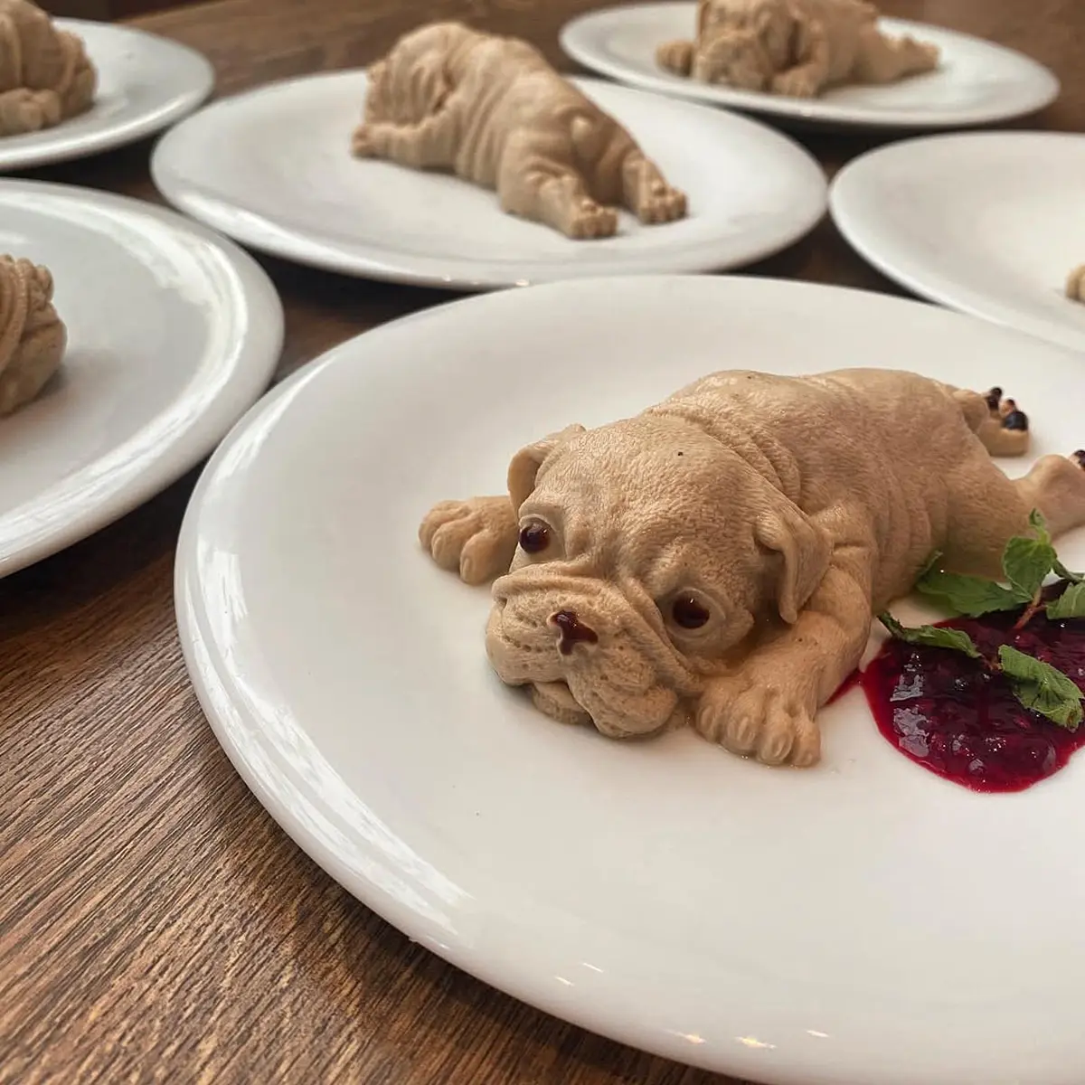 なんば】期間限定！リアルすぎる子犬のパンナコッタ