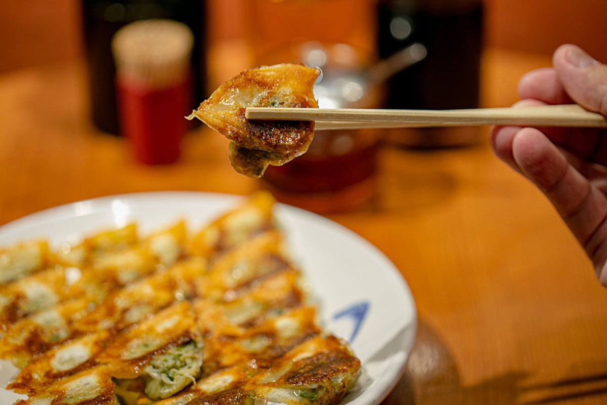 【京都・祇園】名物ひと口餃子が人気！「泉門天」がリニューアルオープン