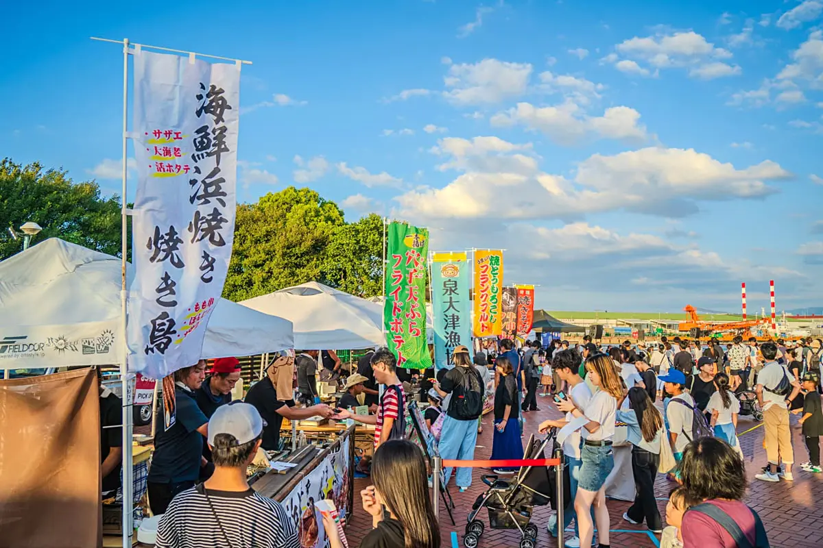 大きな花柄が目を引く夏のゆったりトップス✿デートやお出かけに最適 楽天市場】トップス シャツ レディース ネイビー 春 夏 秋 薄手 五分袖