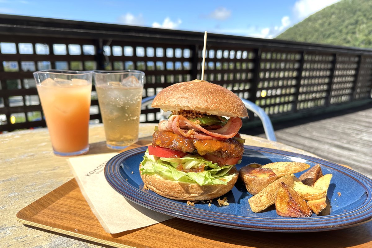 大山ジビエのハンバーガー