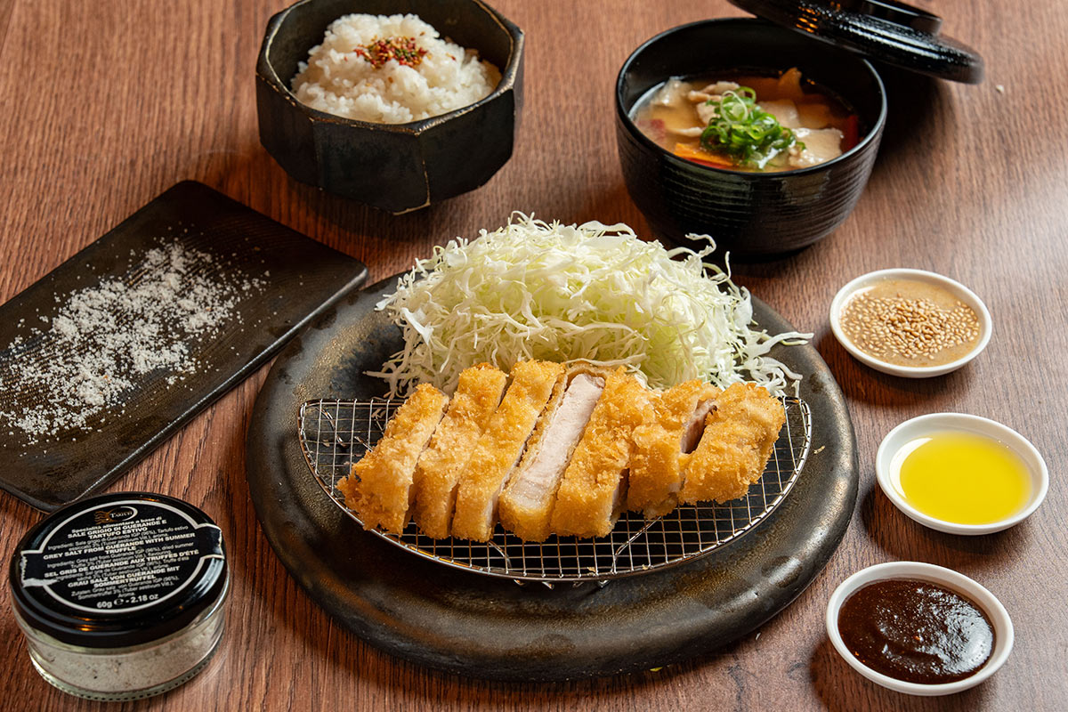 【京都高島屋】揚げたてサクサク！とんかつ・牛かつ専門店「豚牛」オープン
