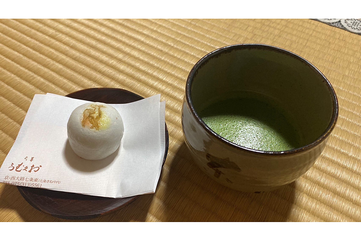 お抹茶と鹿王院オリジナル和菓子