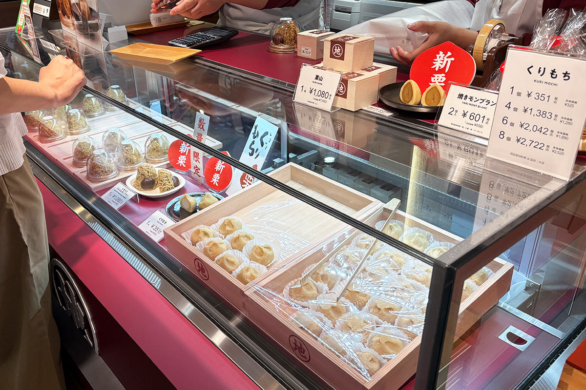 四万十ドラマ阪神梅田店の売り場