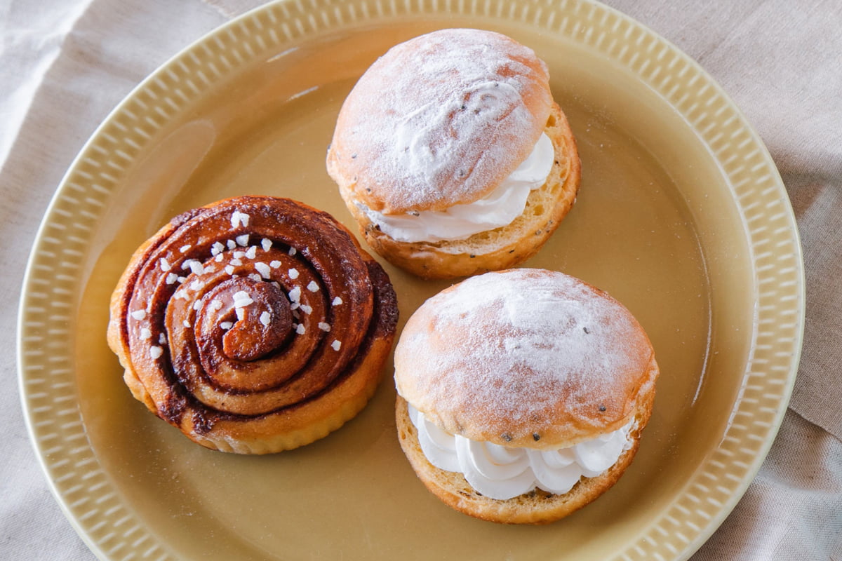シナモンロールとセムラ