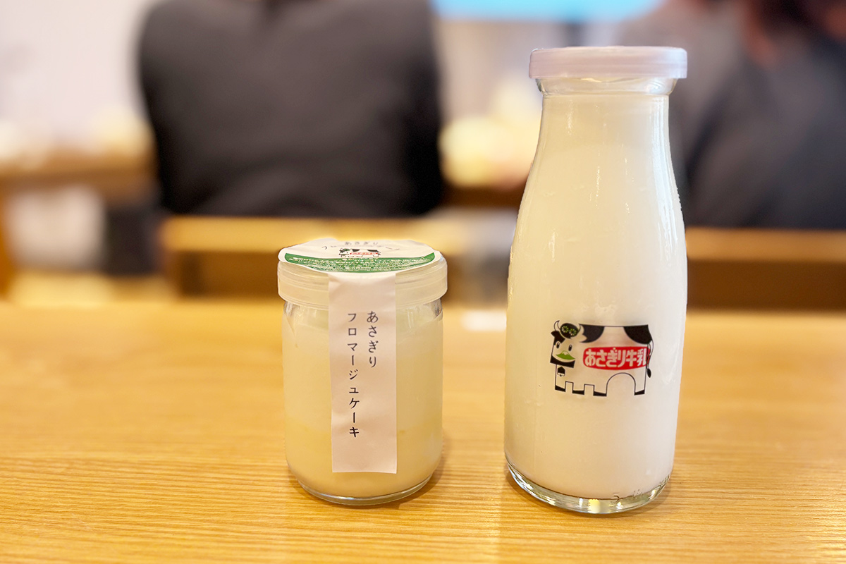 あさぎり牛乳の牛乳とフロマージュケーキ