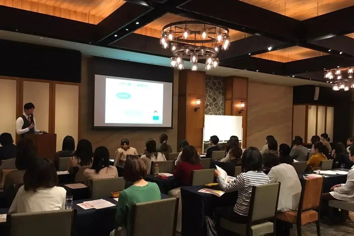 無料開催の女性のためのマネーセミナーの様子