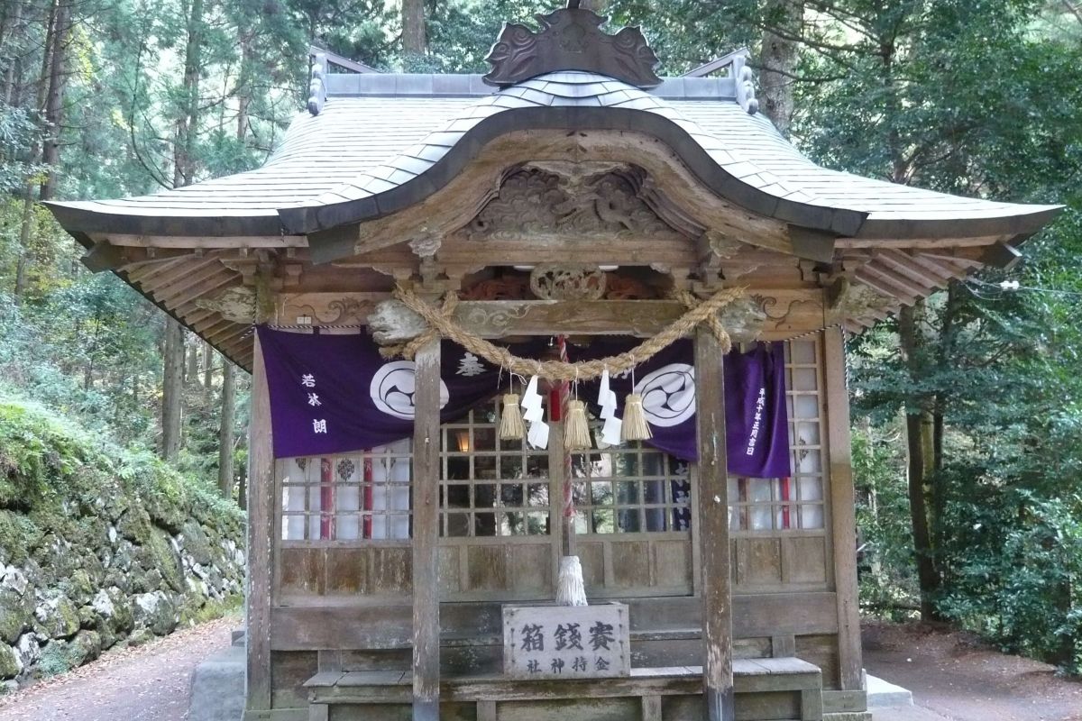 鳥取県のパワースポット金持神社