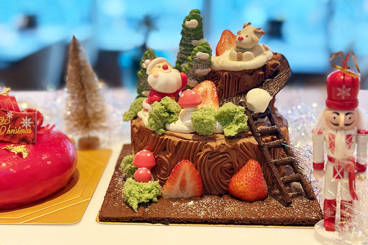 スイスホテル南海大阪のブッシュドノエル