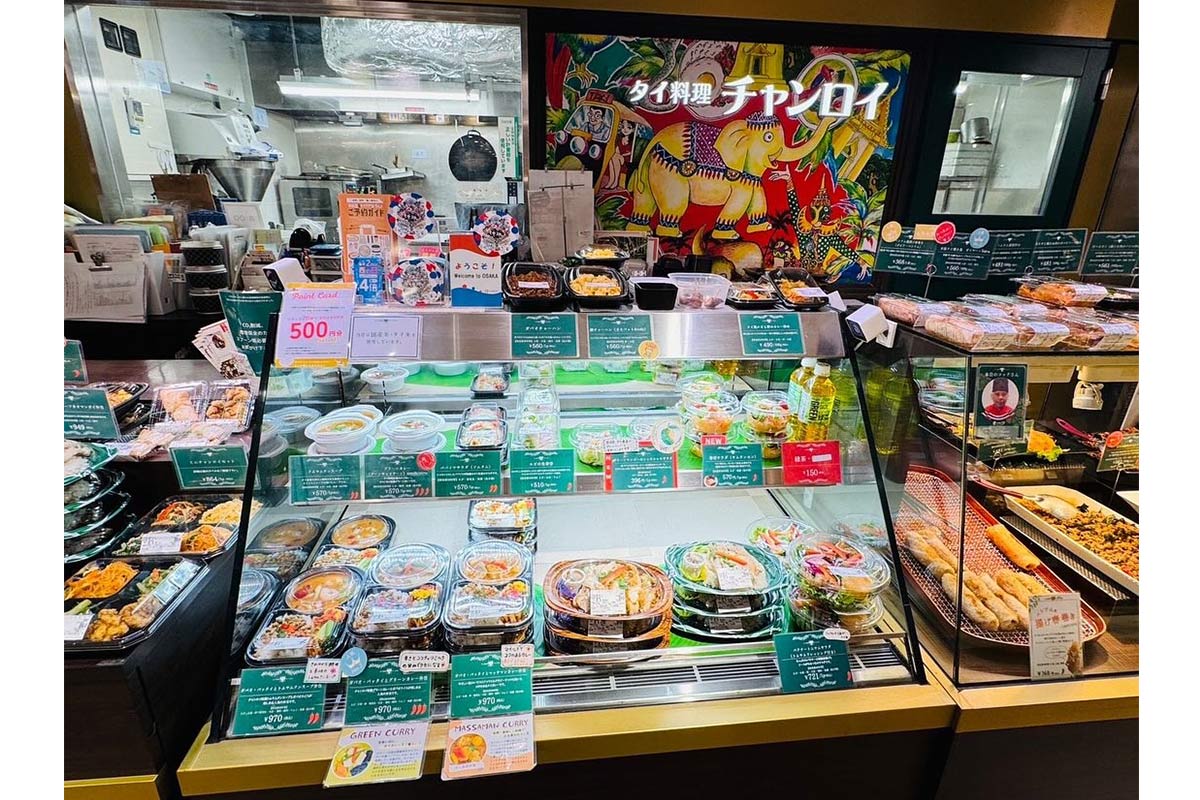 チャンロイエキマルシェ大阪店のショーケース