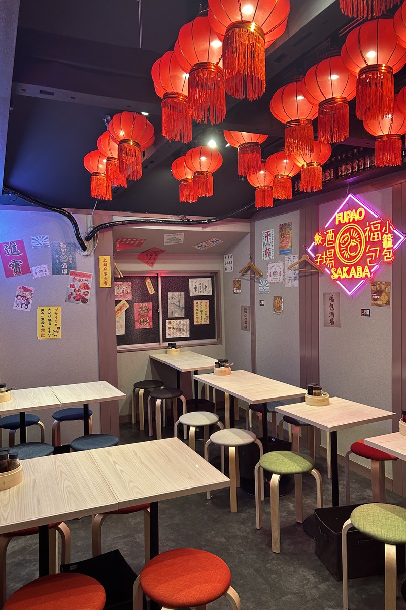 福包酒場梅田堂山店の内観
