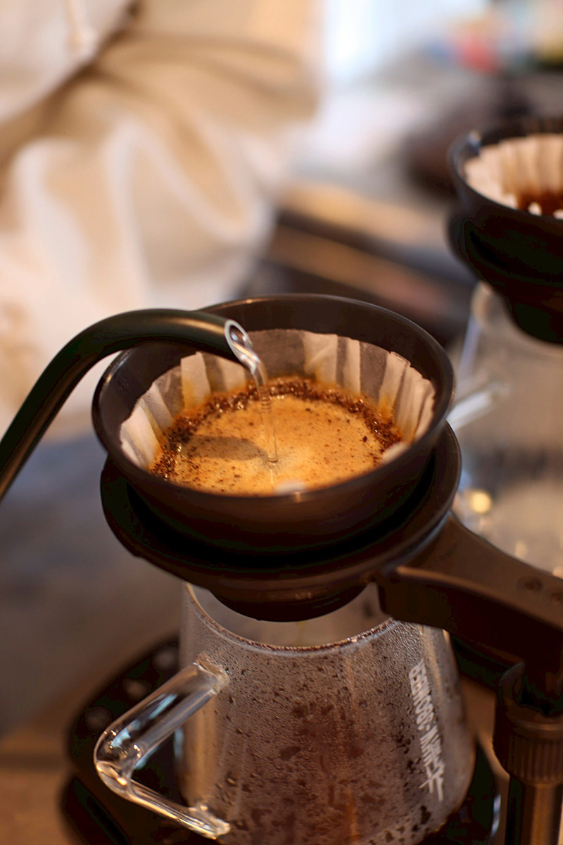 ハンドドリップで淹れるコーヒー