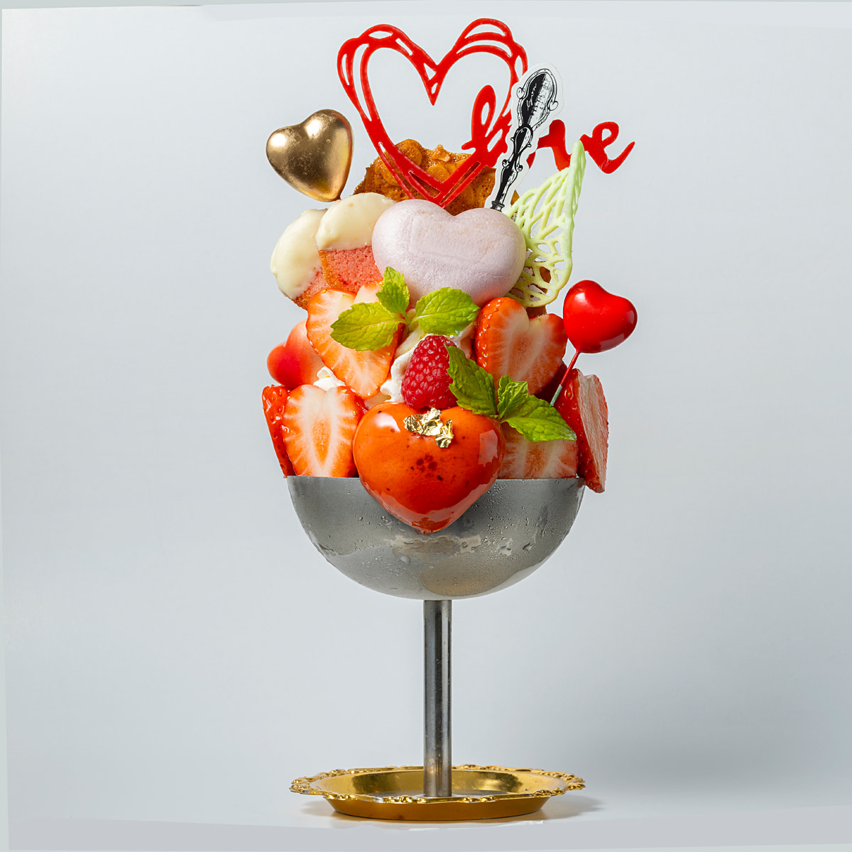 リオン菓子店のパフェ