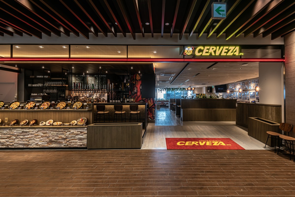 セルベサジャパンルクア大阪の外観