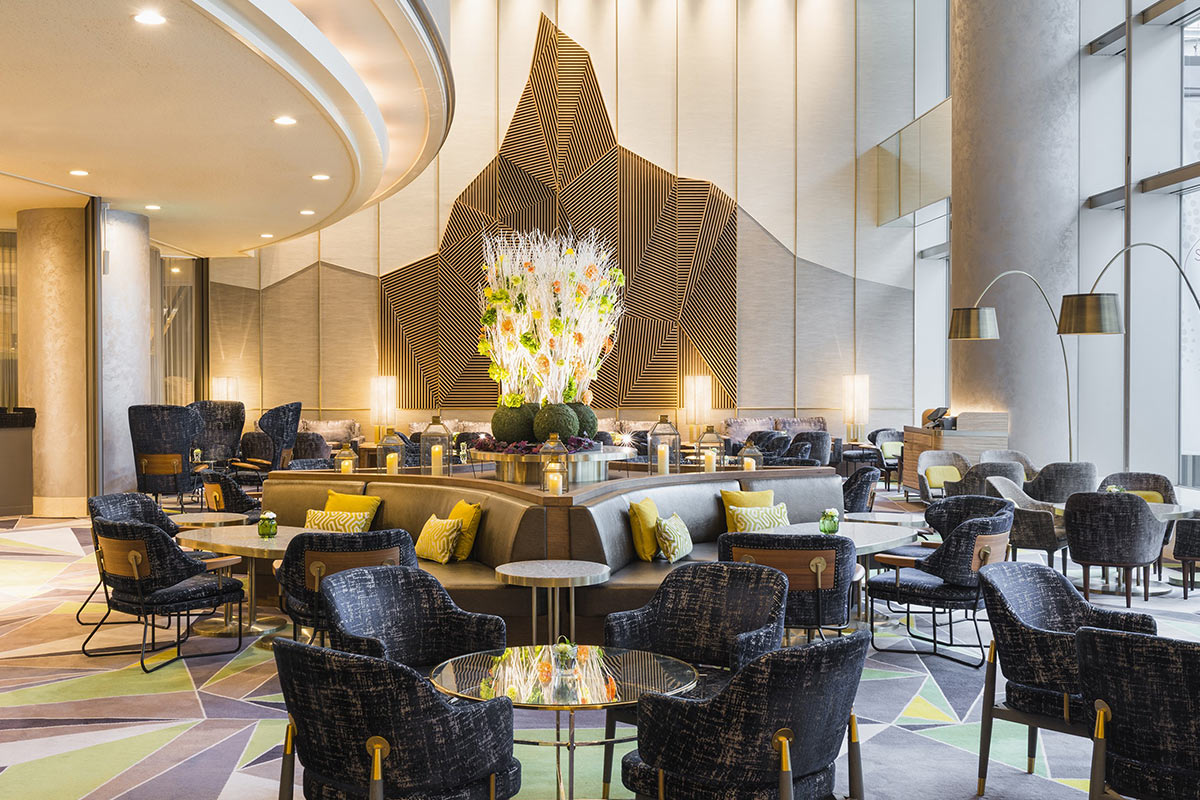 ザラウンジ店内