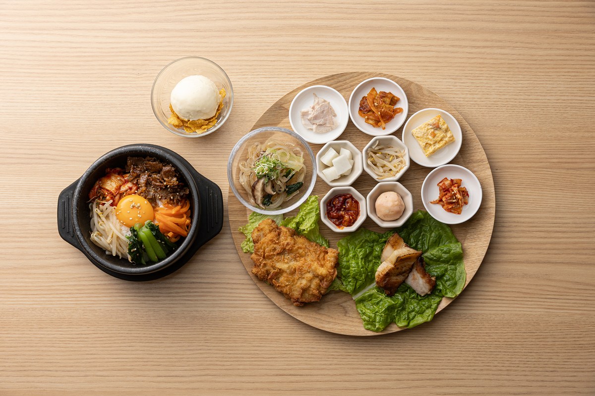 梅田韓国料理と二色鍋かん菜のワンプレートランチ