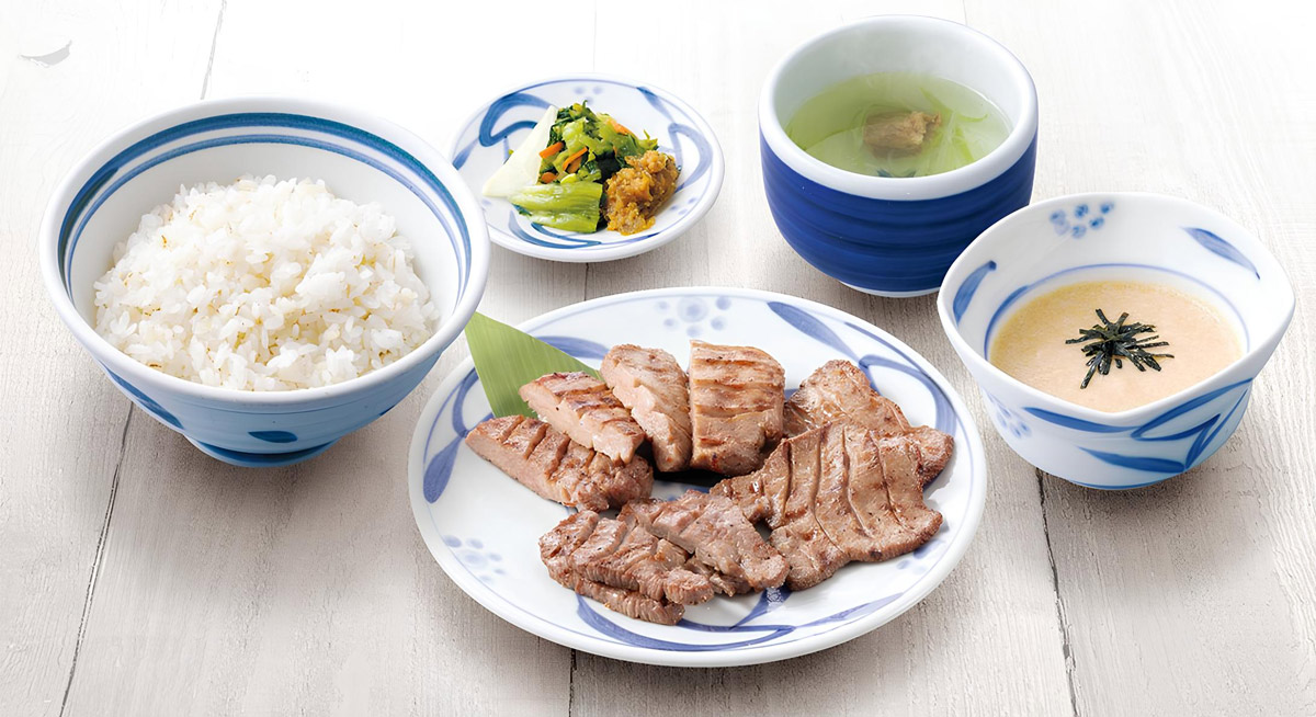 牛たん三種盛りねぎしセット