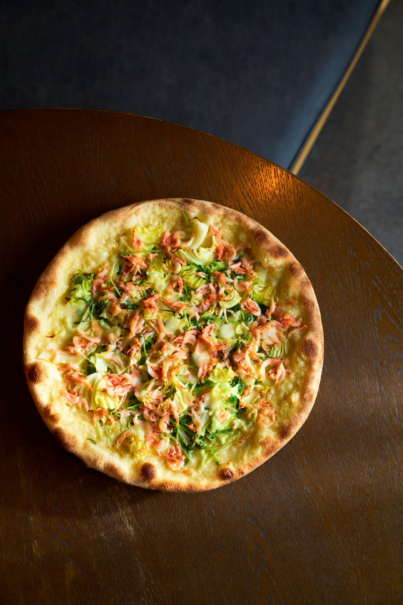 オービカ モッツァレラバーのピザ