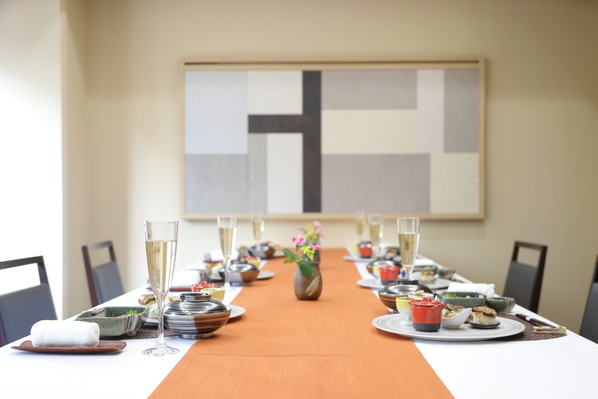 一縁（いより）店内　