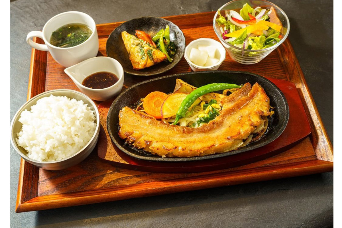 ハイドウェイのランチ