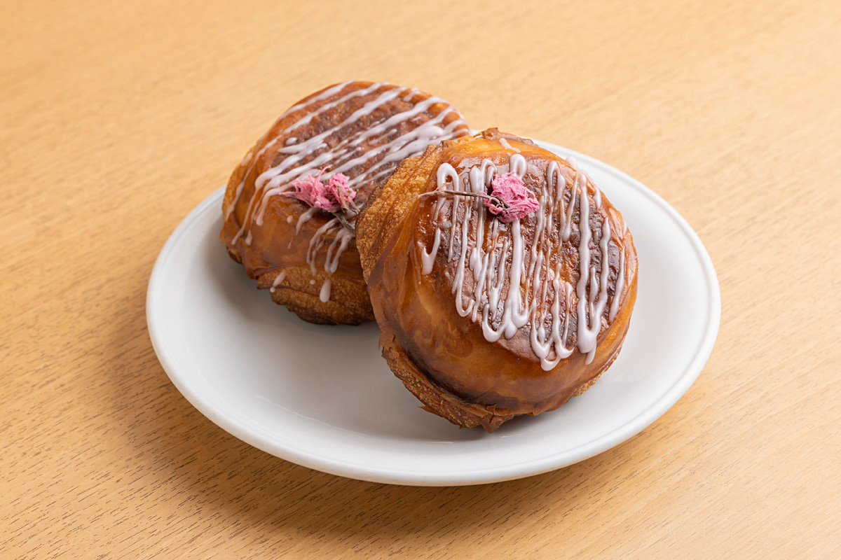 クイニーアマンサクラ