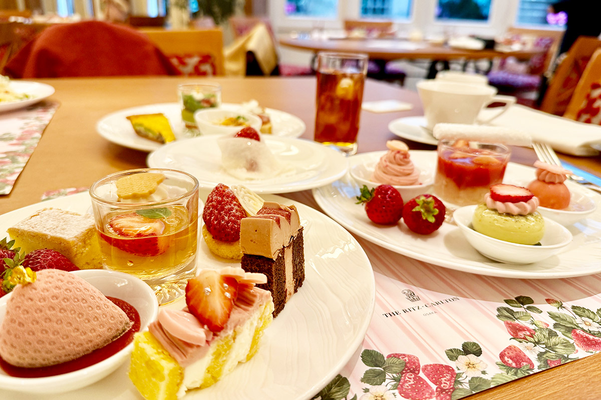 ストロベリーブロッサムのスイーツ
