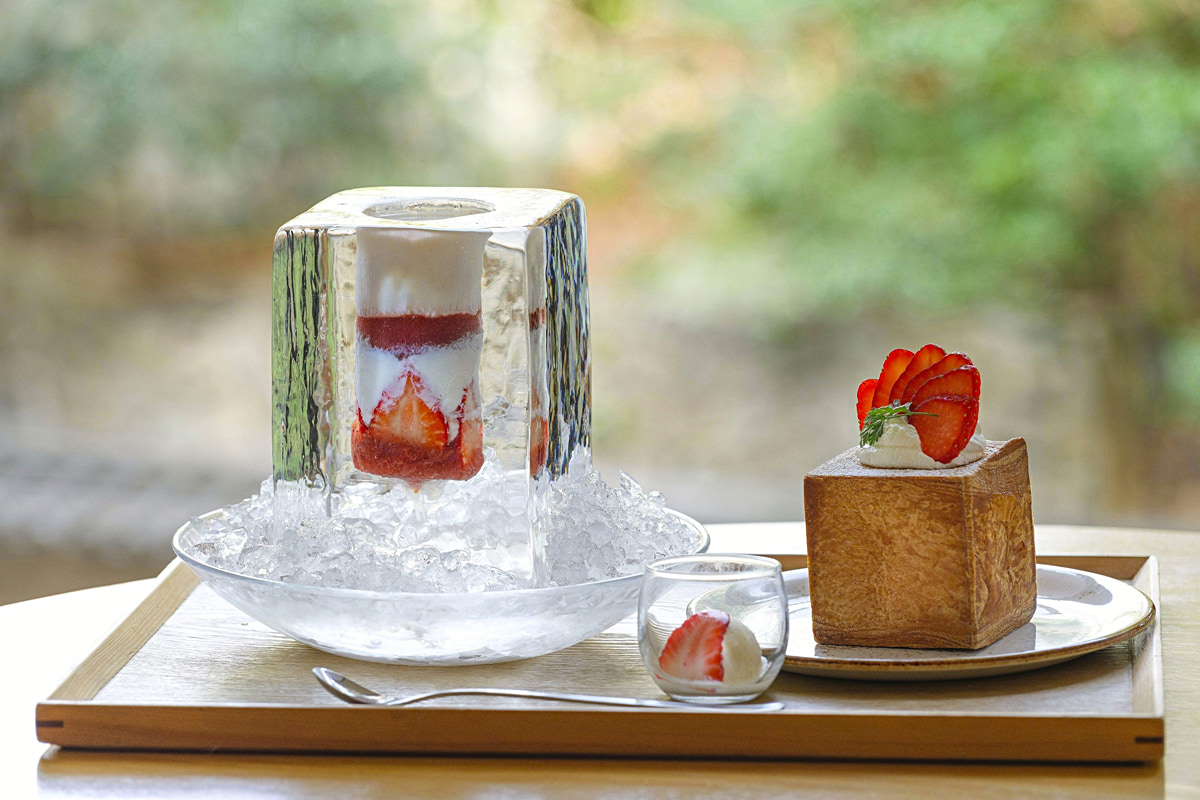 アイスストロベリーラテ