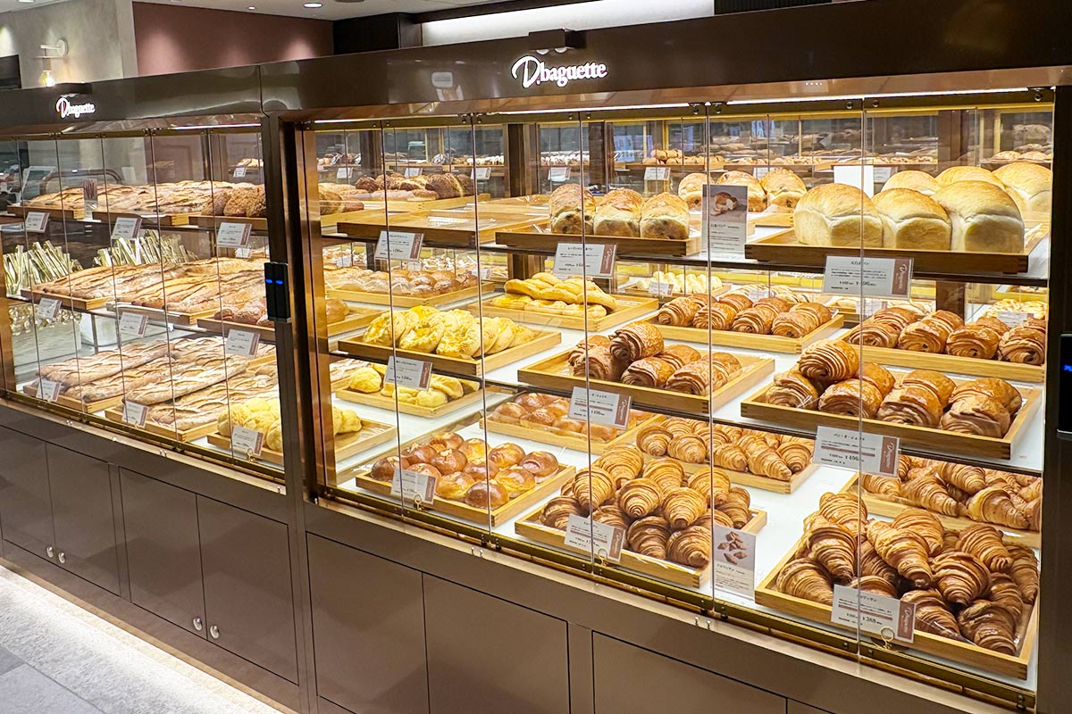 全国初のパン店登場！大丸梅田店に“新ベーカリーゾーン”誕生、スタバ新店も【編集部レポ】