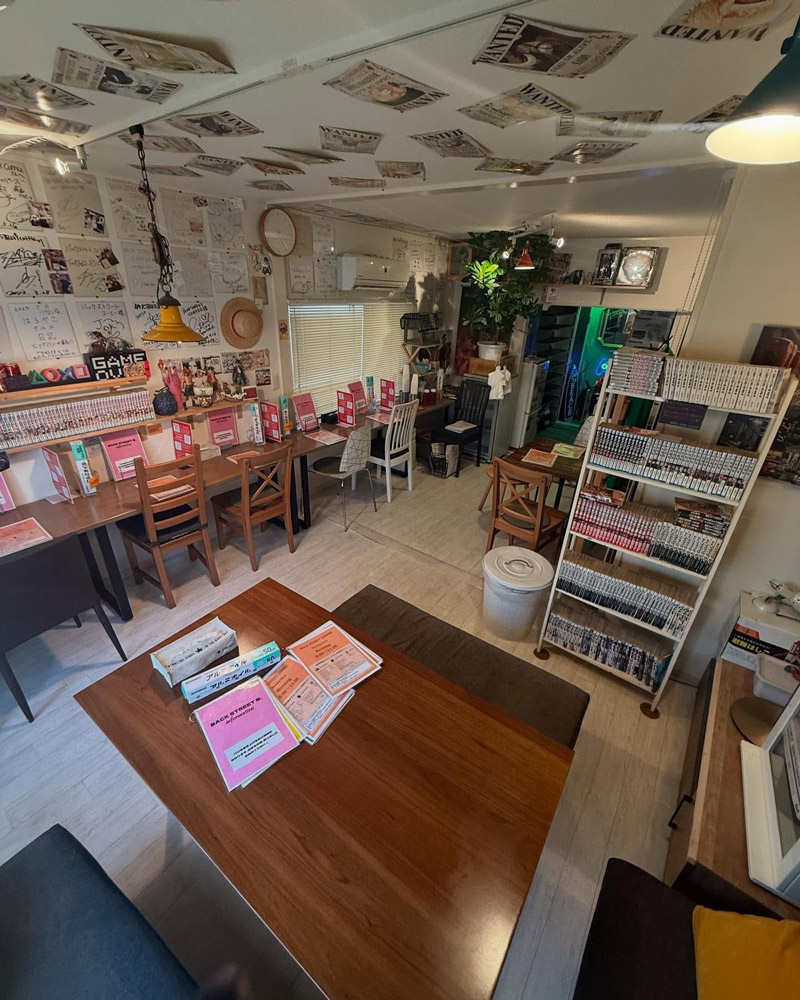 バックストリートコーヒーの店内