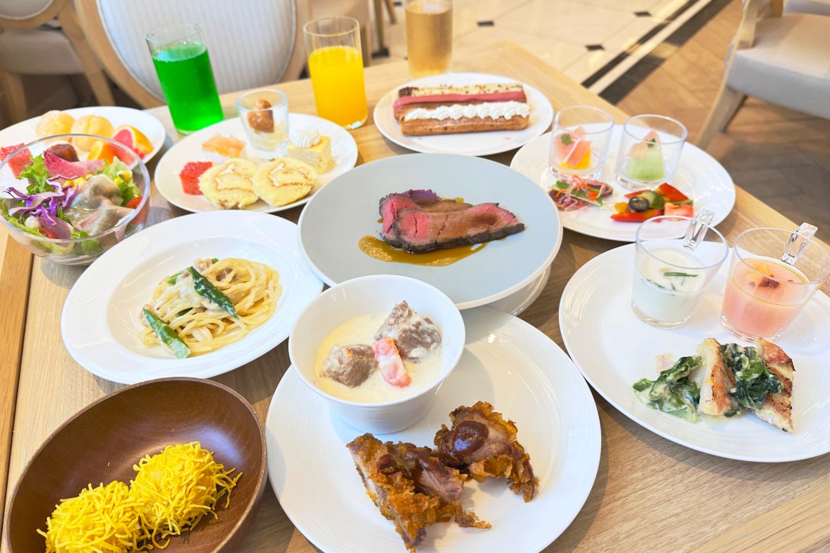 宝塚ホテルのビュッフェ＆カフェレストランアンサンブルの100周年記念アニバーサリービュッフェ
