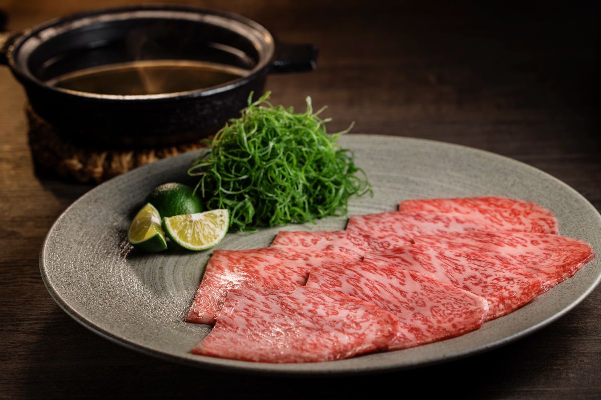 焼肉うしごろ京都店の特選サーロインのしゃぶしゃぶ
