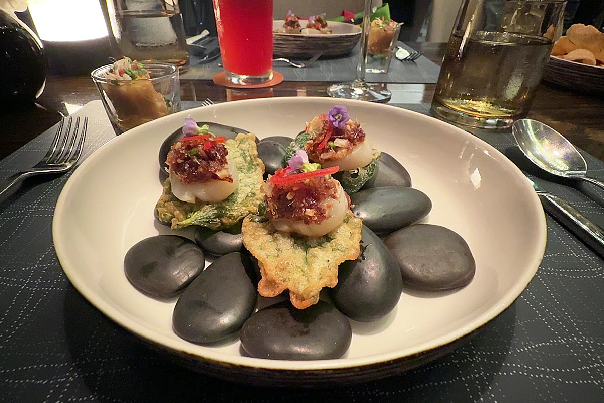 137ピラーズのニミットの料理
