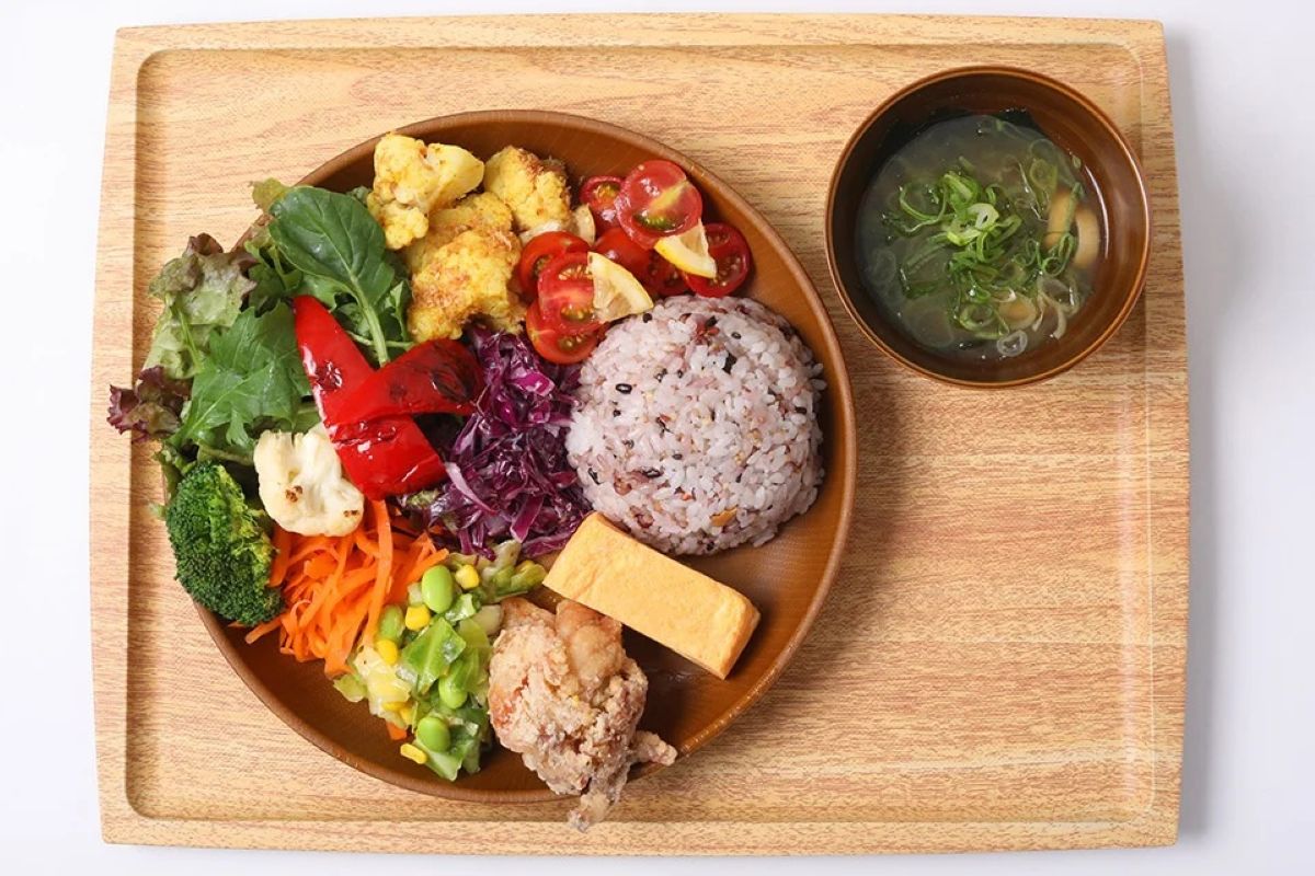 タニタカフェとのコラボプレート